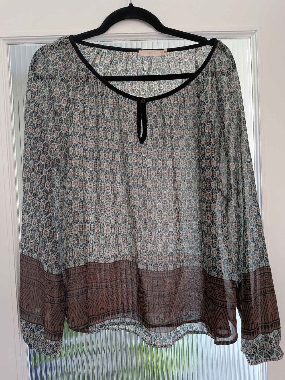 Women’s Printed Long Sleeve Peasant Top
